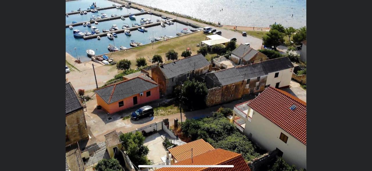 App 4 - 6 Persons Direct On The Seaside, 1St Floor Daire Ljubač Dış mekan fotoğraf